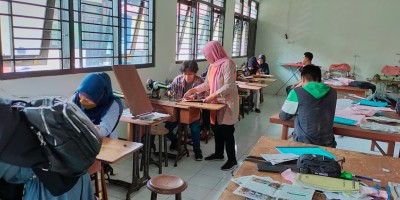 KETERAMPILAN MENJAHIT 2024
