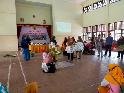 Pelatihan Batik Ecoprint